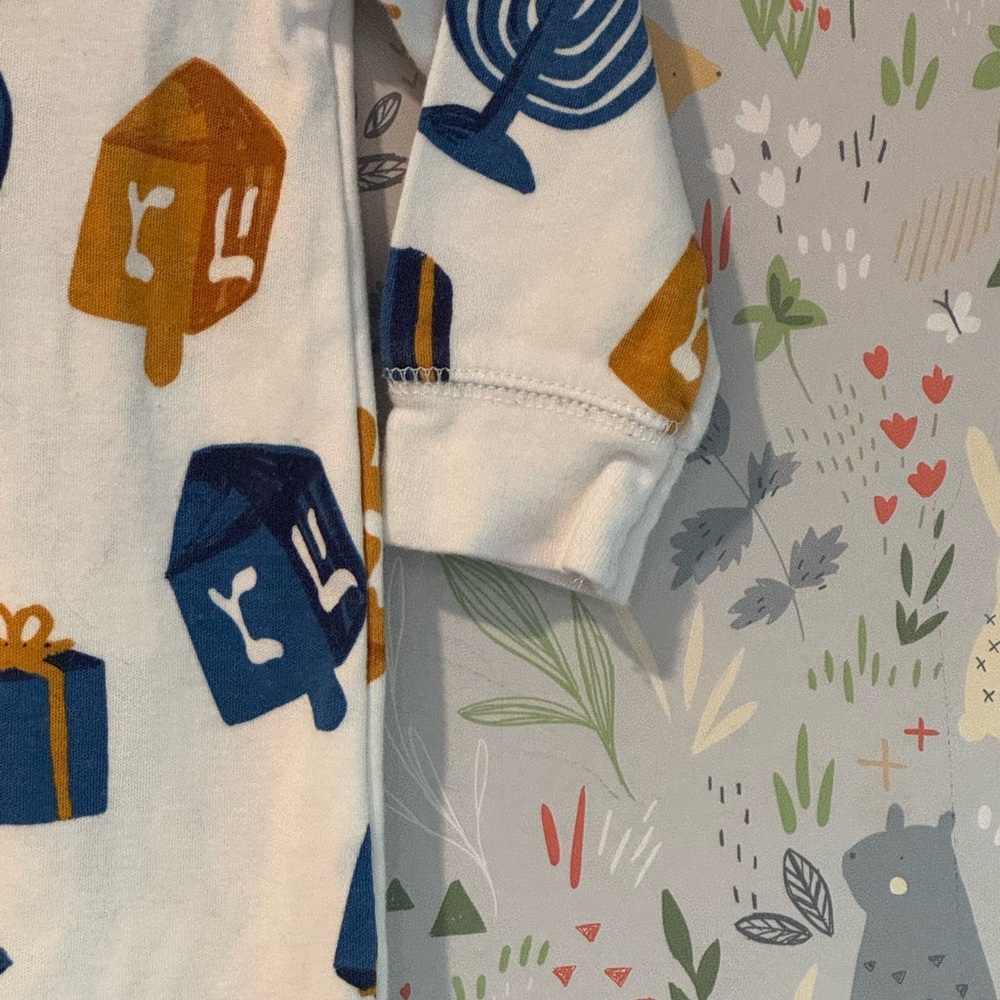 Carter’s 6-9 Month Double Zip Footie Hanukkah Pajamas - Picture 10 of 12